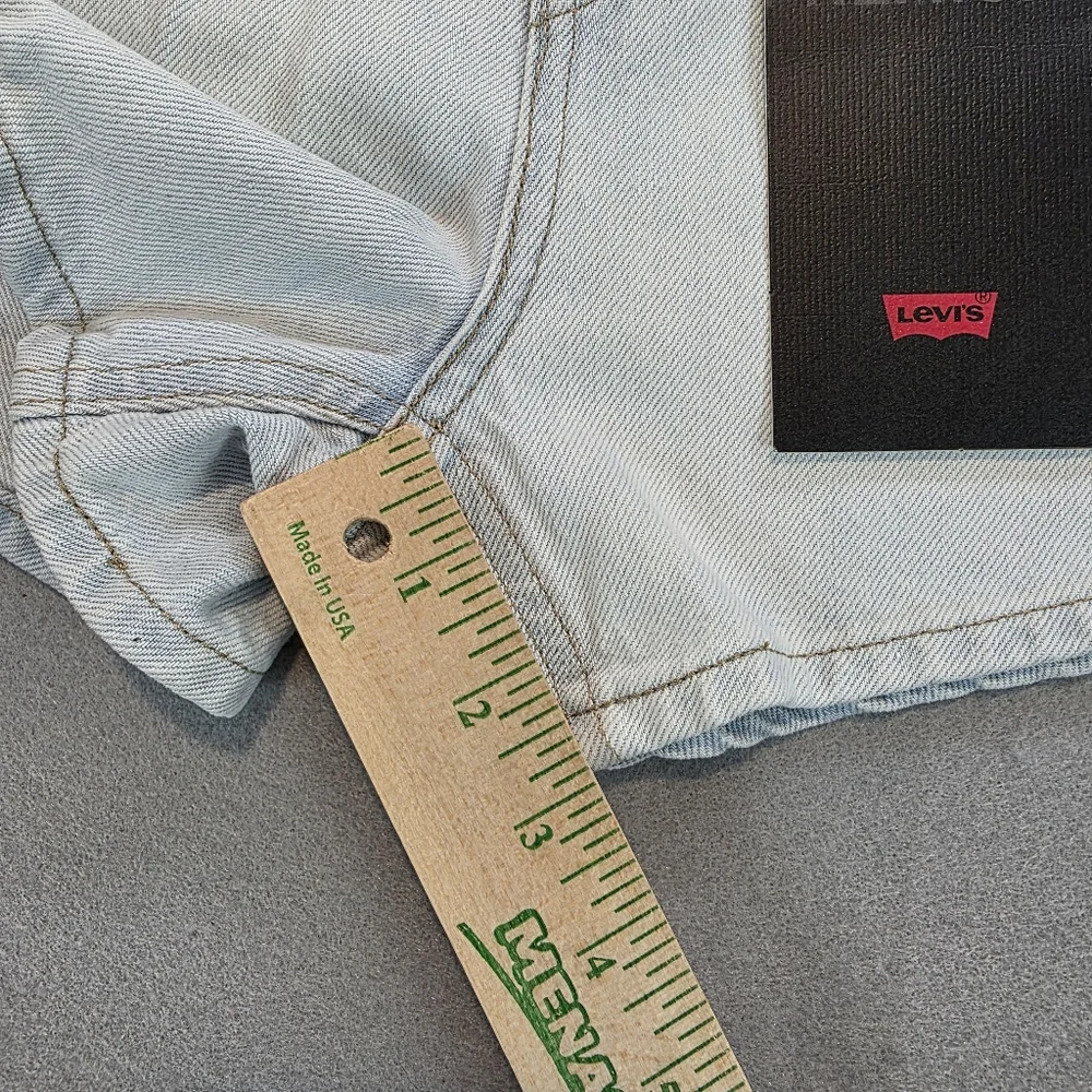 Levi's x Urban Outfitters Premium Denim Jean Shorts High Waisted Wide Leg Short - Picture 13 of 13
